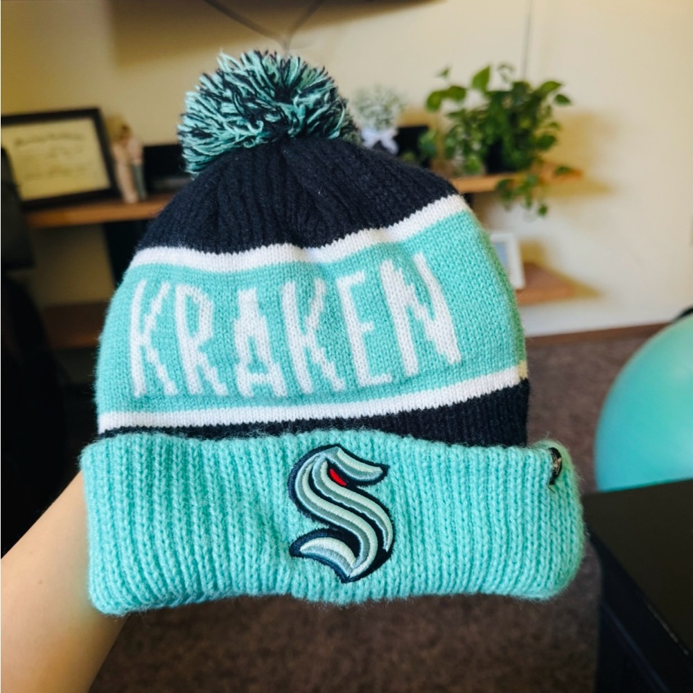 Kraken beanie